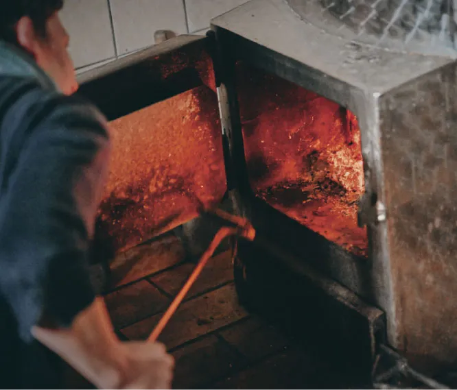 Blick in die handwerkliche Kleinbrennerei der Familie Denk in Unterfranken